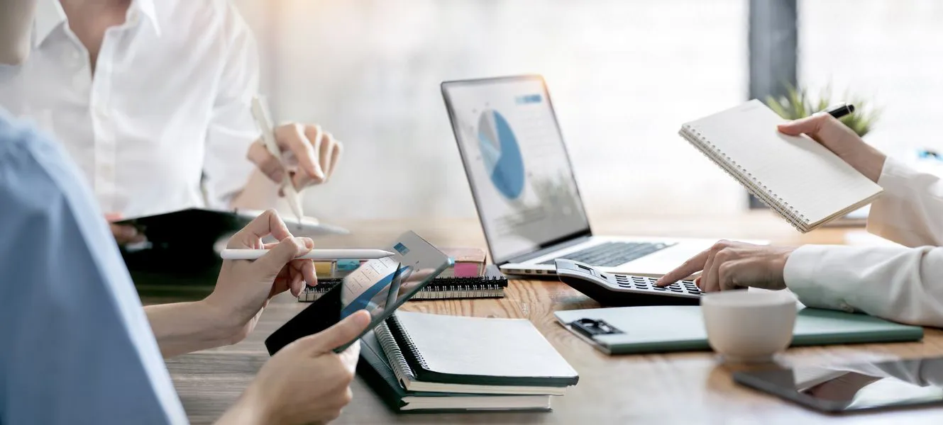 定制化金融解決方案